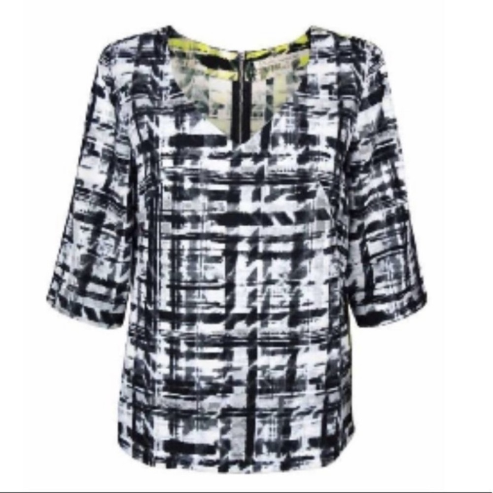 RACHEL Rachel Roy Black and White Top.  Yellow and Pink on Reverse.